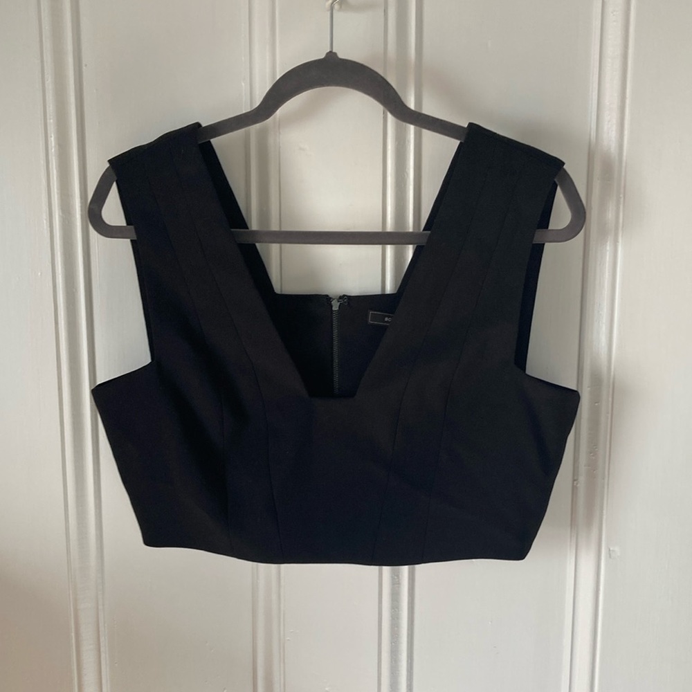 BCBG NWT Size M Black Sleeveless Halter Top with Back Zip